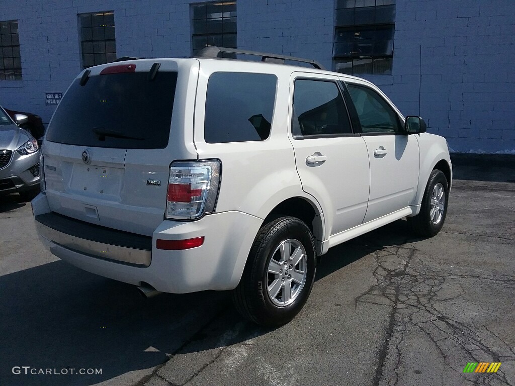 2010 Mariner V6 4WD - White Suede / Black photo #4