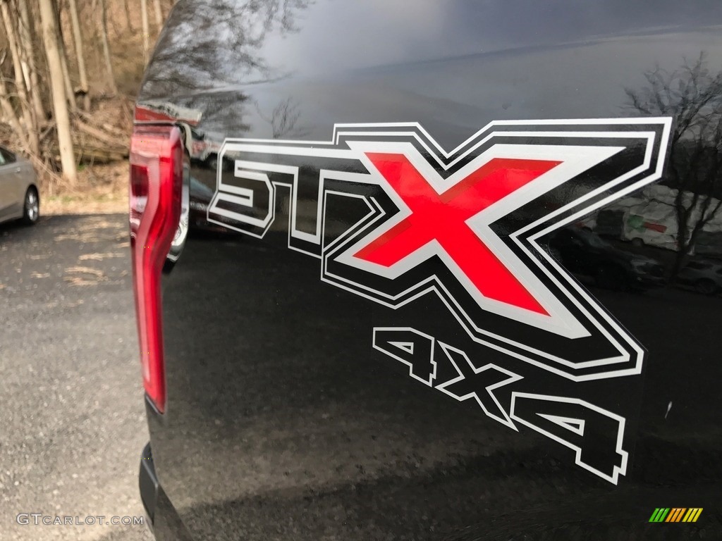 2017 F150 XL SuperCab 4x4 - Shadow Black / Black photo #5