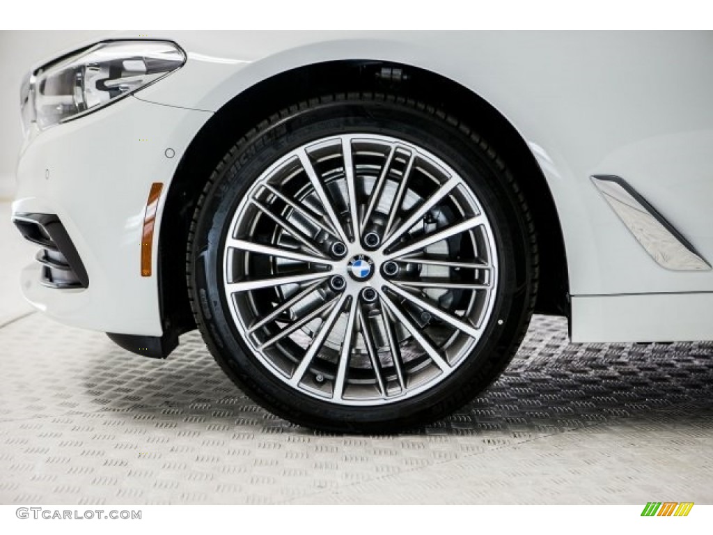2017 BMW 5 Series 530i Sedan Wheel Photo #119379487