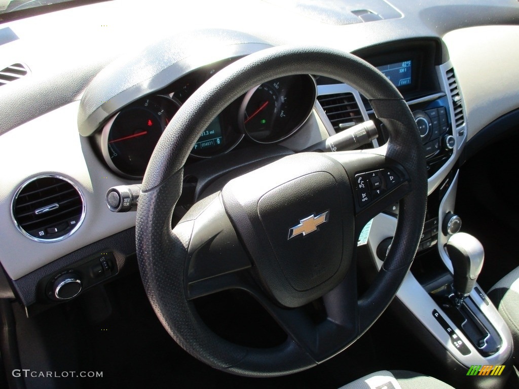 2011 Cruze LS - Imperial Blue Metallic / Jet Black/Medium Titanium photo #23