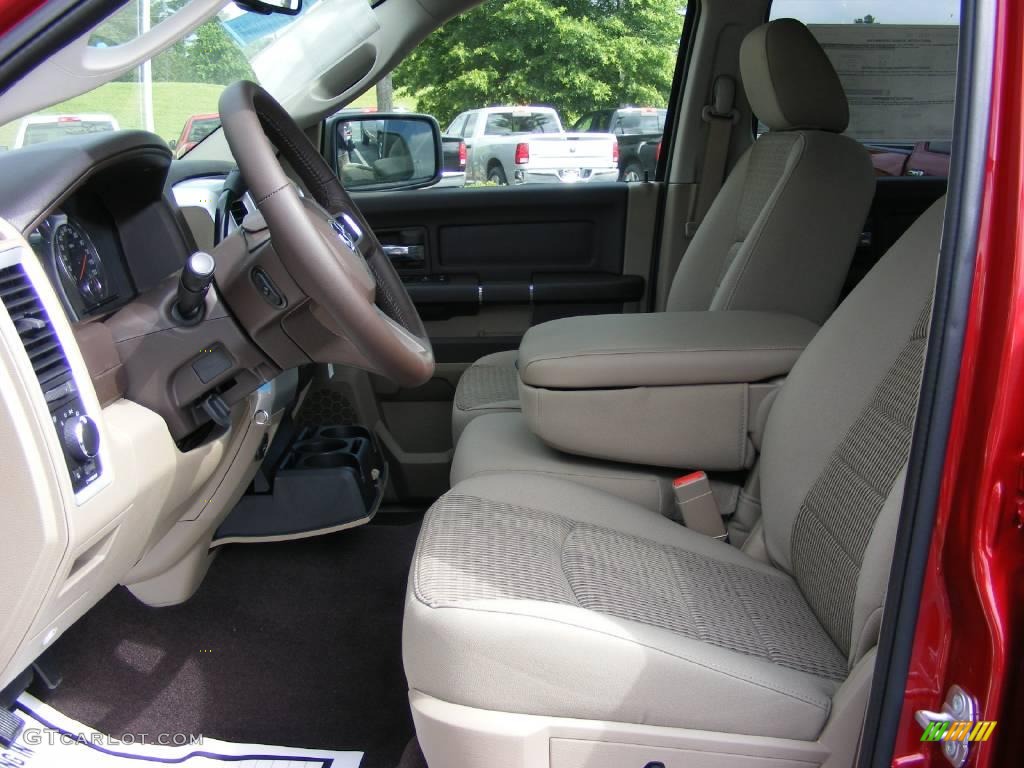 2009 Ram 1500 SLT Crew Cab - Inferno Red Crystal Pearl / Light Pebble Beige/Bark Brown photo #5