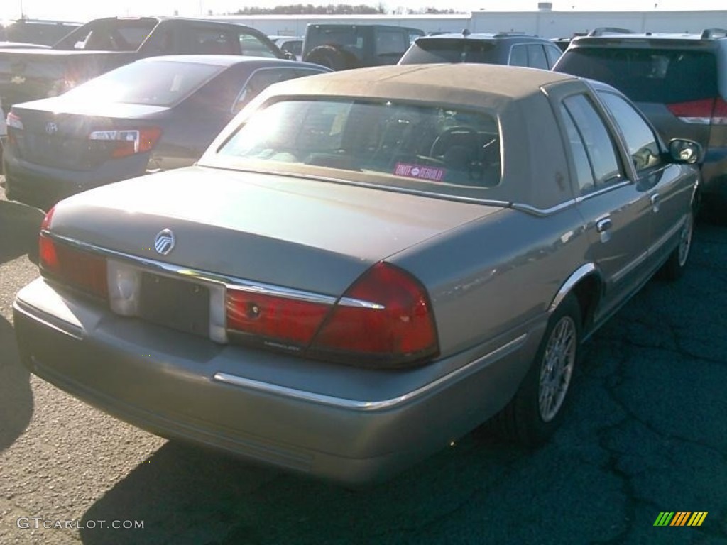 2000 Grand Marquis GS - Spruce Green Metallic / Dark Charcoal photo #2