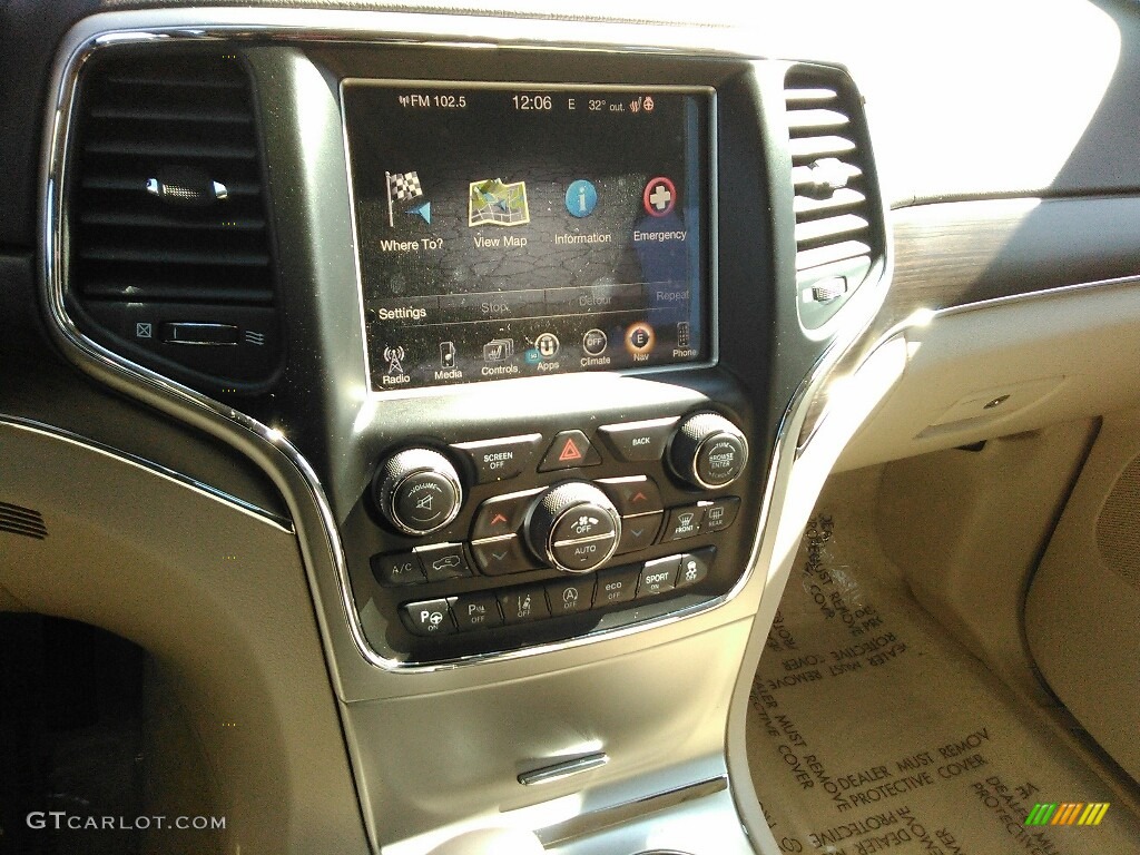 2017 Grand Cherokee Overland 4x4 - Walnut Brown Metallic / Brown/Light Frost Beige photo #10