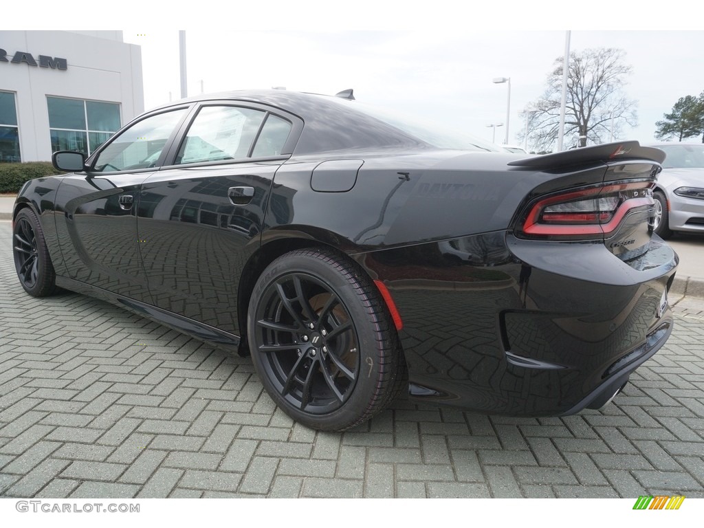 2017 Charger Daytona 392 - Pitch-Black / Black/Brazen Gold photo #2