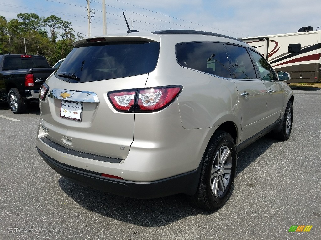 2017 Traverse LT - Champagne Silver Metallic / Ebony photo #5