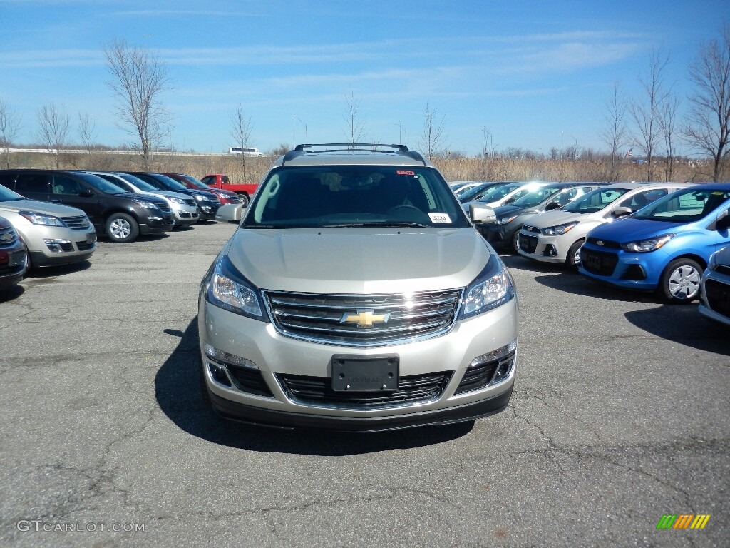 2017 Traverse LT - Champagne Silver Metallic / Ebony photo #2