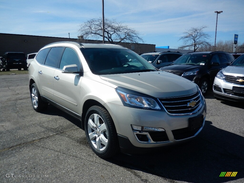 Champagne Silver Metallic 2017 Chevrolet Traverse LT Exterior Photo #119409122