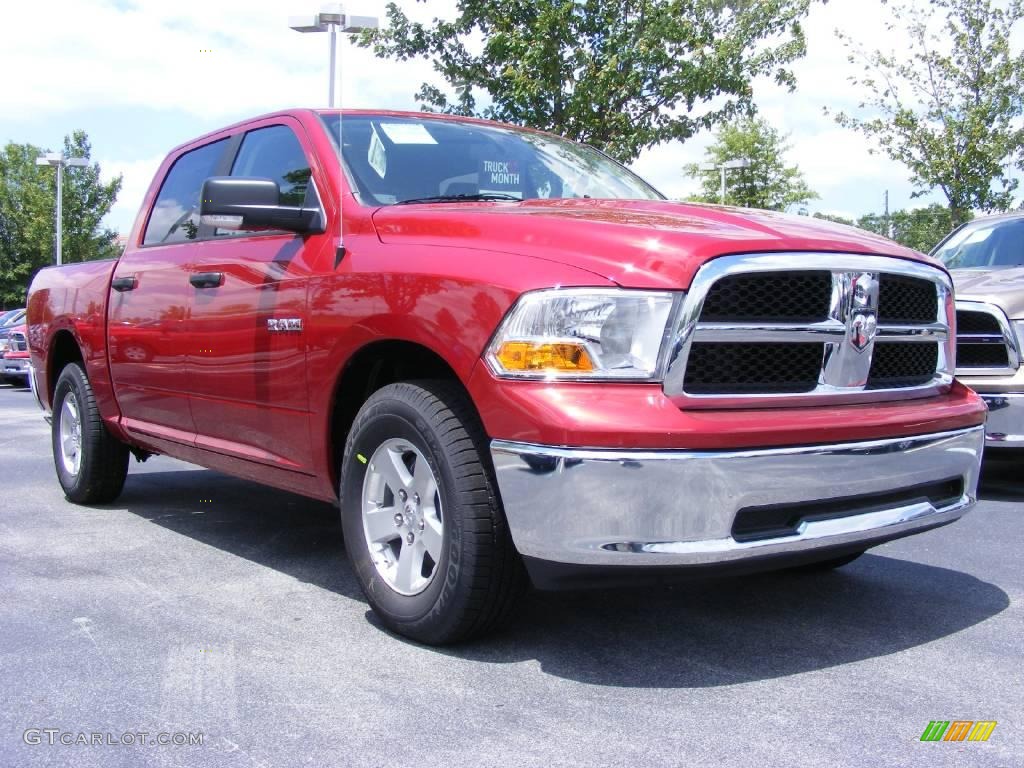 2009 Ram 1500 SLT Crew Cab - Inferno Red Crystal Pearl / Dark Slate/Medium Graystone photo #4