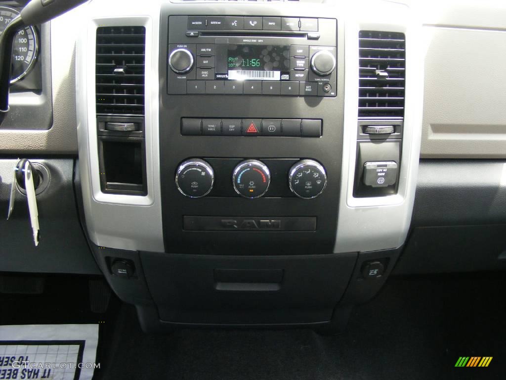 2009 Ram 1500 SLT Crew Cab - Inferno Red Crystal Pearl / Dark Slate/Medium Graystone photo #9