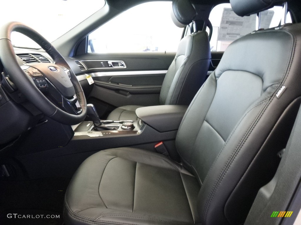 2017 Explorer XLT 4WD - White Gold / Ebony Black photo #7