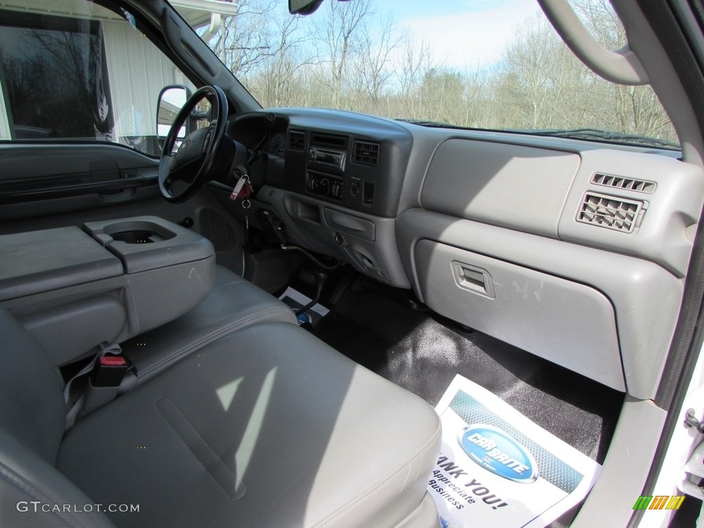 2003 F250 Super Duty XL SuperCab 4x4 - Oxford White / Medium Flint Grey photo #22