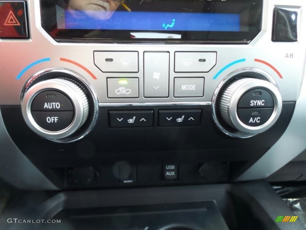 2017 Toyota Tundra Limited CrewMax 4x4 Controls Photo #119418572