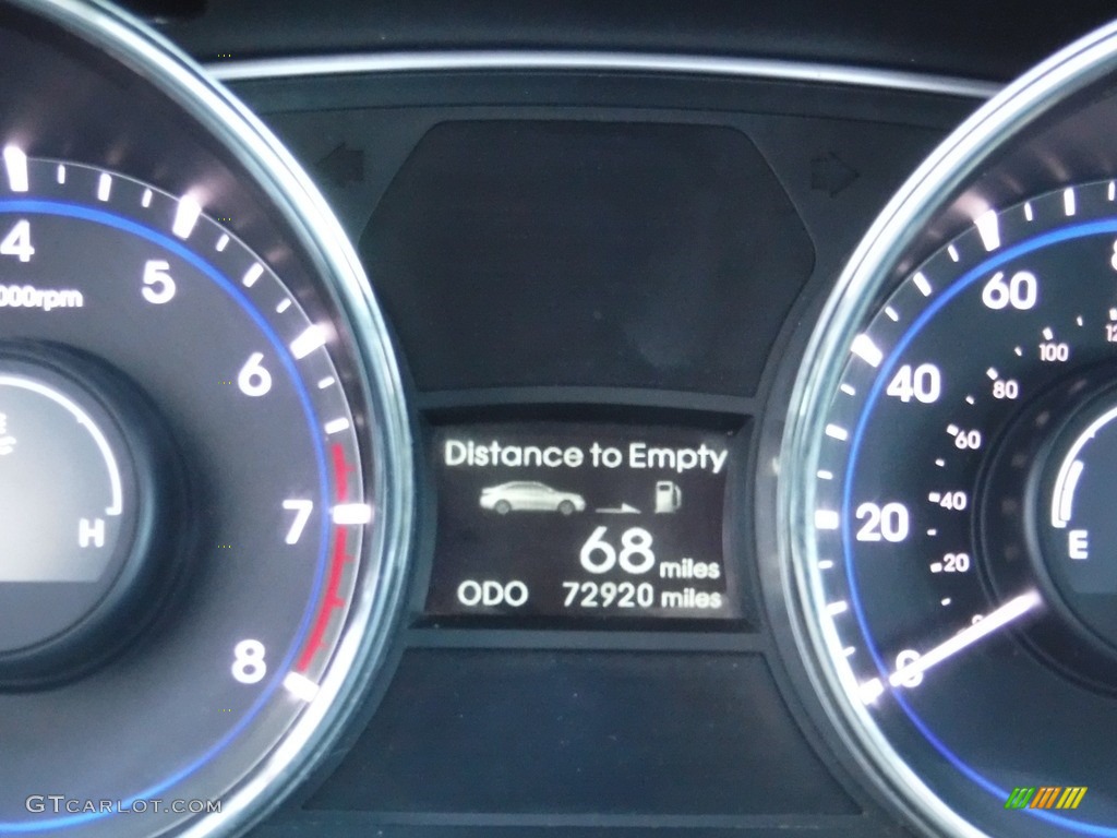 2011 Sonata SE 2.0T - Venetian Red / Gray photo #25
