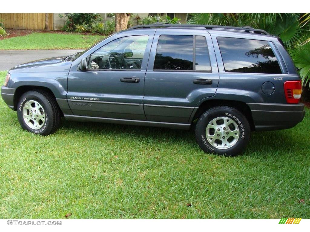 2001 Grand Cherokee Laredo 4x4 - Steel Blue Pearl / Taupe photo #3