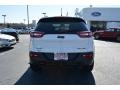 Bright White - Cherokee Trailhawk 4x4 Photo No. 4