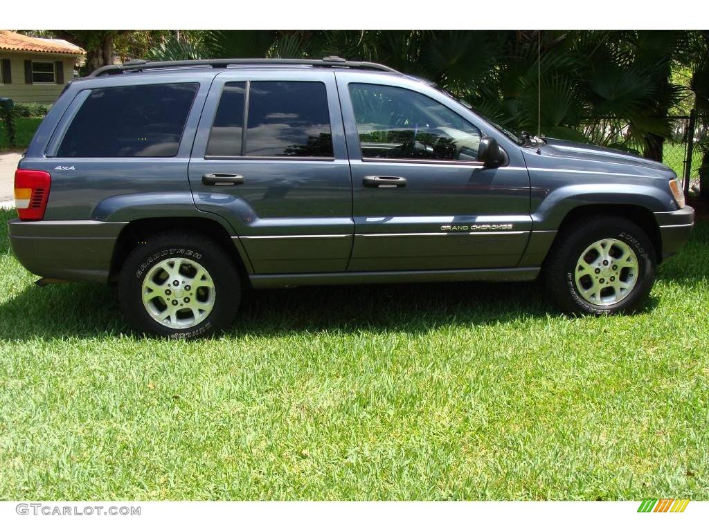 2001 Grand Cherokee Laredo 4x4 - Steel Blue Pearl / Taupe photo #9