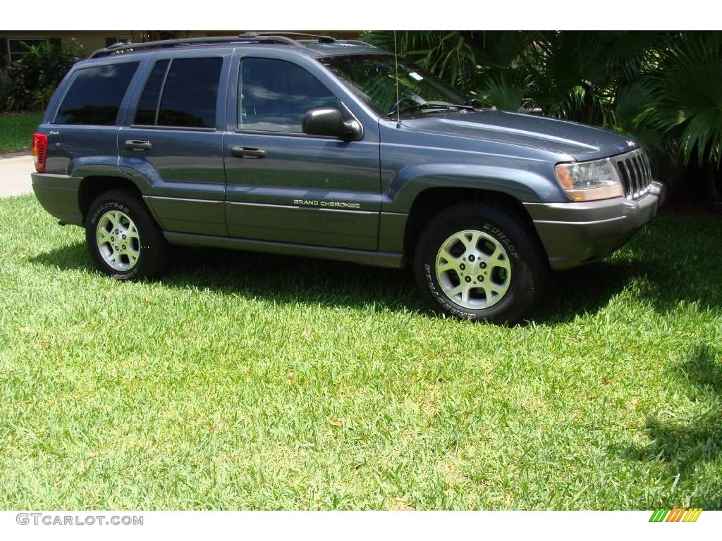 2001 Grand Cherokee Laredo 4x4 - Steel Blue Pearl / Taupe photo #10