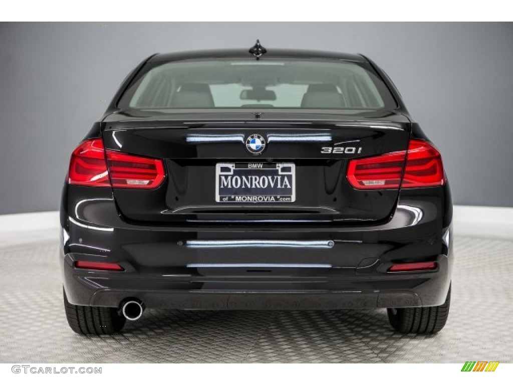 2017 3 Series 320i Sedan - Black Sapphire Metallic / Black photo #4