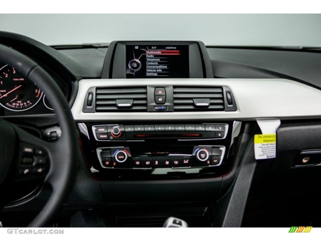 2017 3 Series 320i Sedan - Black Sapphire Metallic / Black photo #5