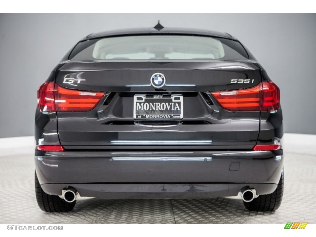 2017 5 Series 535i Gran Turismo - Black Sapphire Metallic / Black photo #4
