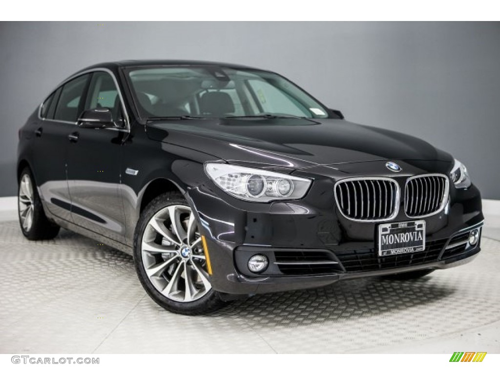 2017 5 Series 535i Gran Turismo - Black Sapphire Metallic / Black photo #12