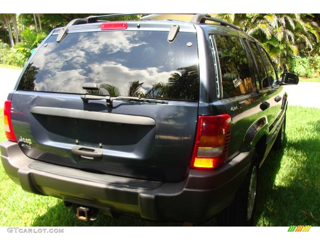 2001 Grand Cherokee Laredo 4x4 - Steel Blue Pearl / Taupe photo #19