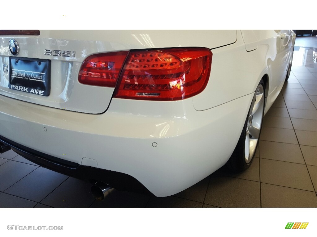 2013 3 Series 335i Convertible - Alpine White / Coral Red/Black photo #21