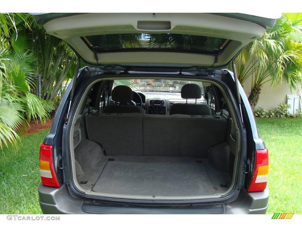 2001 Grand Cherokee Laredo 4x4 - Steel Blue Pearl / Taupe photo #53