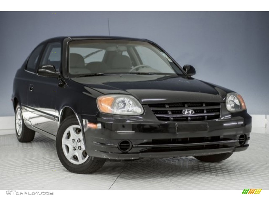 2004 Accent GL Coupe - Ebony Black / Gray photo #12