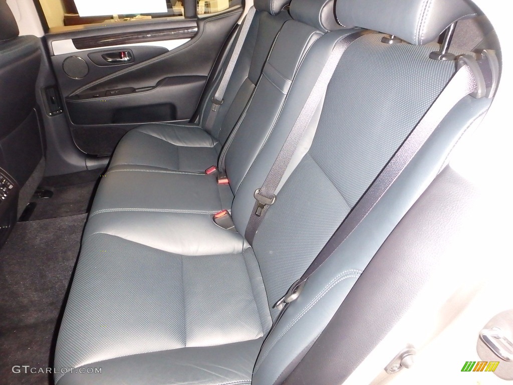 2017 LS 460 AWD - Atomic Silver / Black photo #7