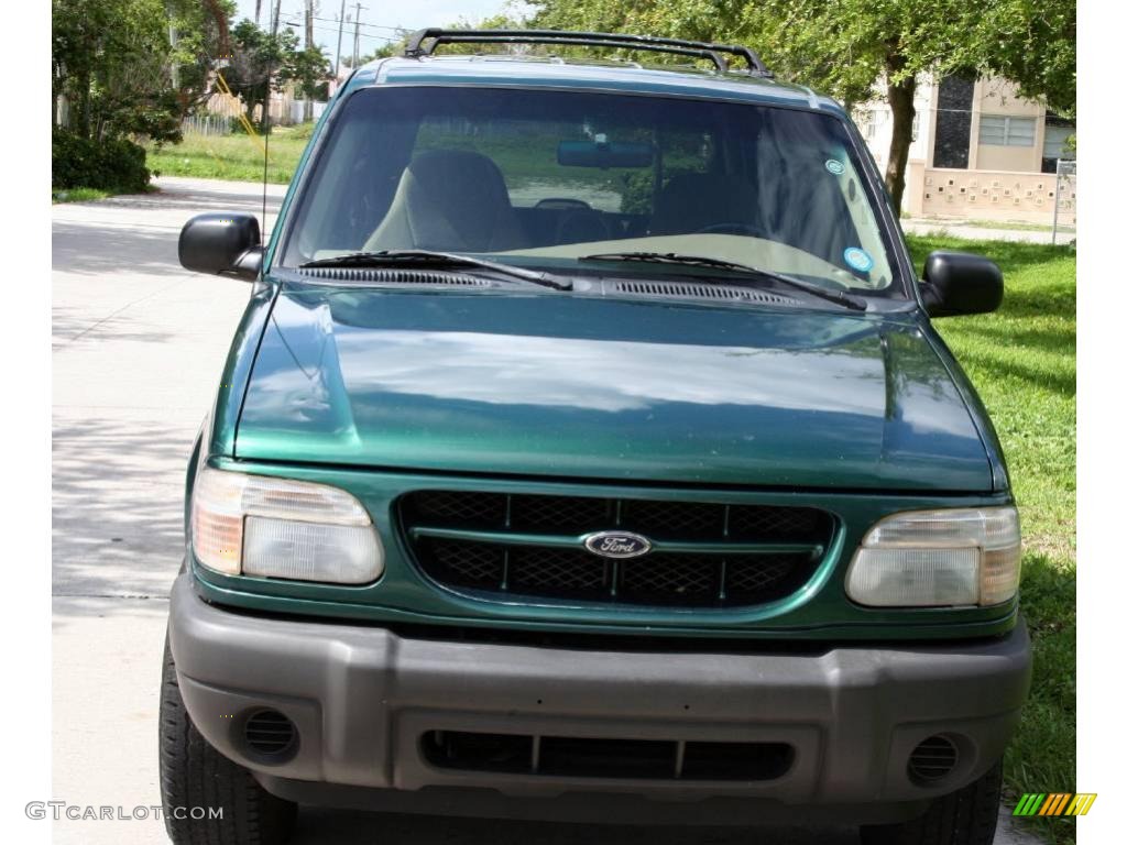 2001 Explorer XLS - Tropic Green Metallic / Medium Prairie Tan photo #12