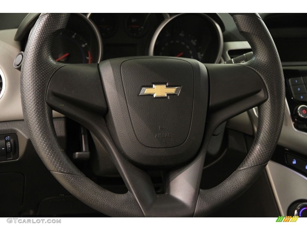 2012 Cruze LS - Autumn Red Metallic / Jet Black/Medium Titanium photo #6