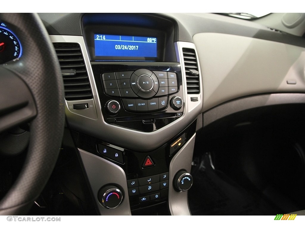 2012 Cruze LS - Autumn Red Metallic / Jet Black/Medium Titanium photo #8