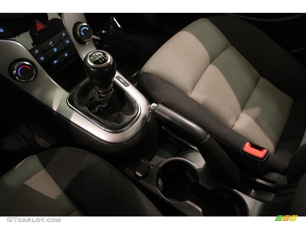 2012 Cruze LS - Autumn Red Metallic / Jet Black/Medium Titanium photo #9