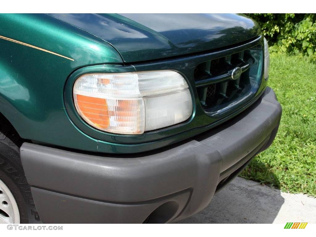 2001 Explorer XLS - Tropic Green Metallic / Medium Prairie Tan photo #18
