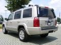 2007 Light Graystone Pearl Jeep Commander Limited  photo #3