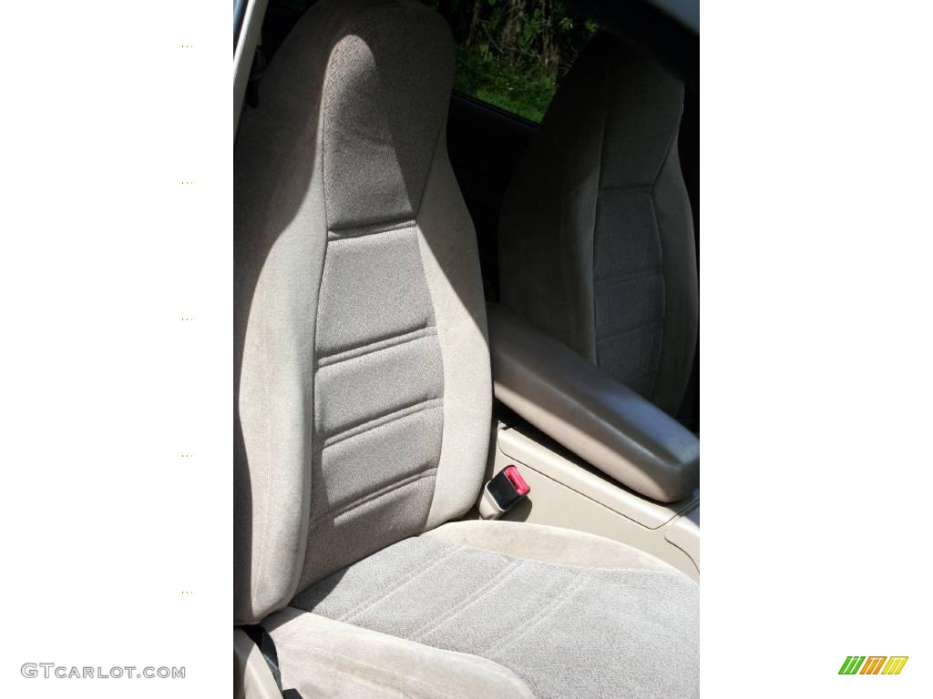 2001 Explorer XLS - Tropic Green Metallic / Medium Prairie Tan photo #39