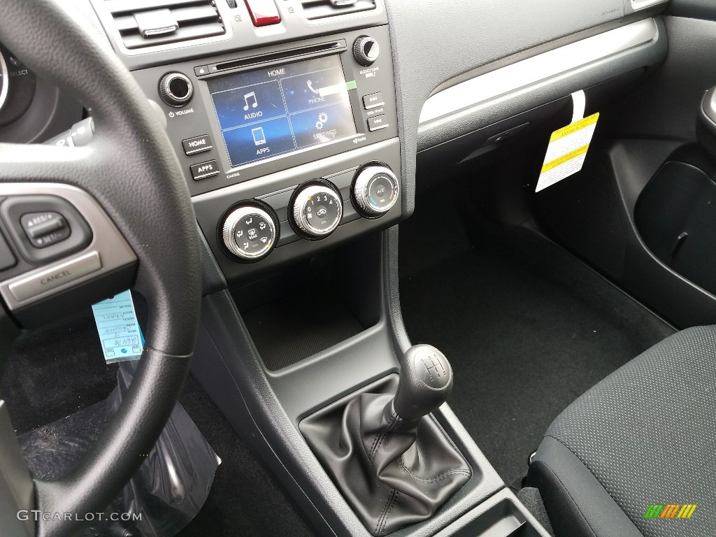 2017 Crosstrek 2.0i - Desert Khaki / Black photo #10