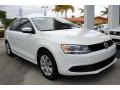 Pure White - Jetta SE Sedan Photo No. 2