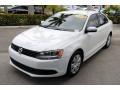 Pure White - Jetta SE Sedan Photo No. 4