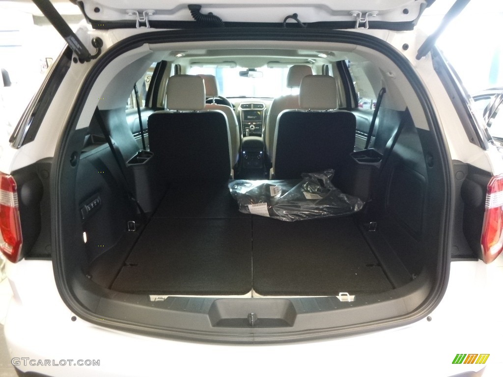 2017 Explorer Platinum 4WD - White Platinum / Medium Soft Ceramic photo #6