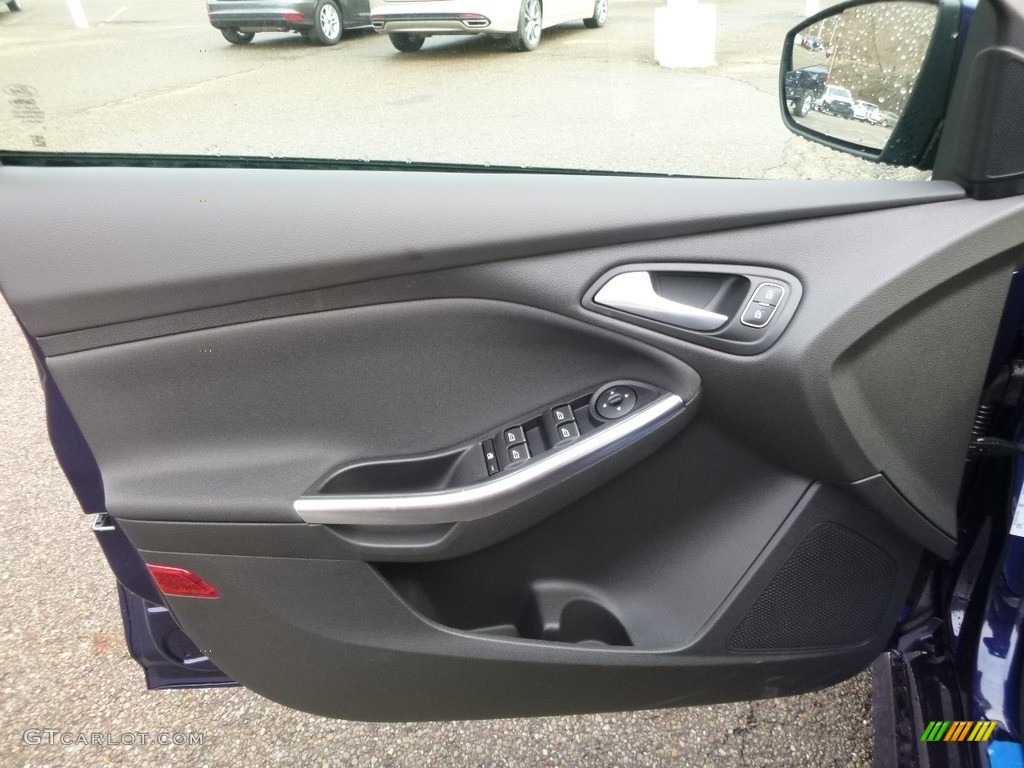 2017 Focus ST Hatch - Kona Blue / Charcoal Black photo #15