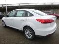 Oxford White - Focus SE Sedan Photo No. 5