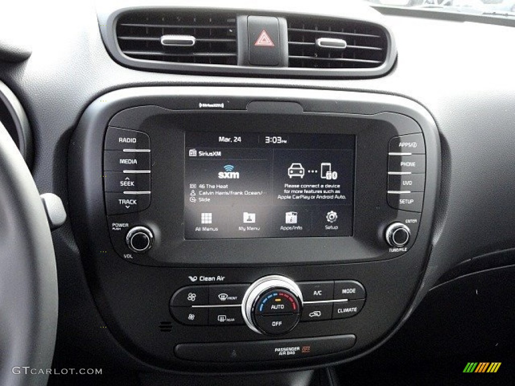 2017 Soul + - Inferno Red / Black photo #16