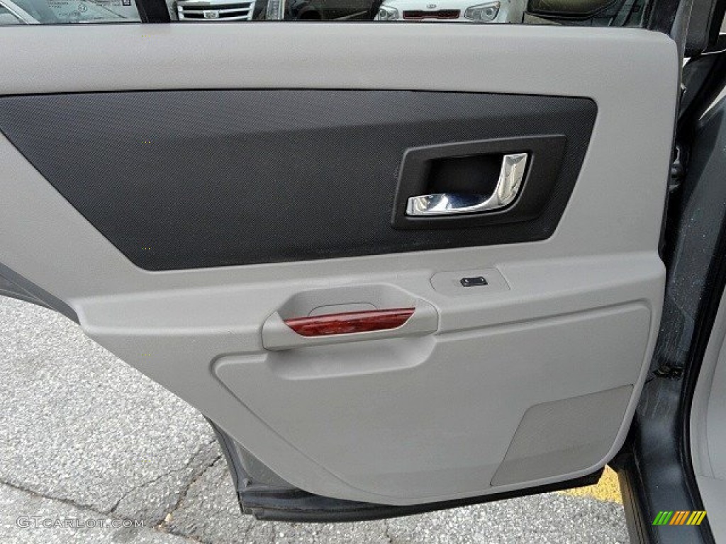 2006 SRX V6 - Stealth Gray / Light Gray photo #13