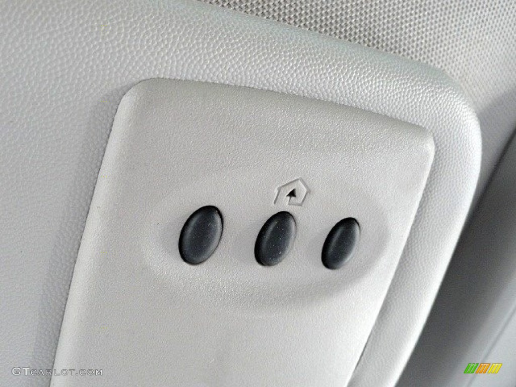 2006 SRX V6 - Stealth Gray / Light Gray photo #25