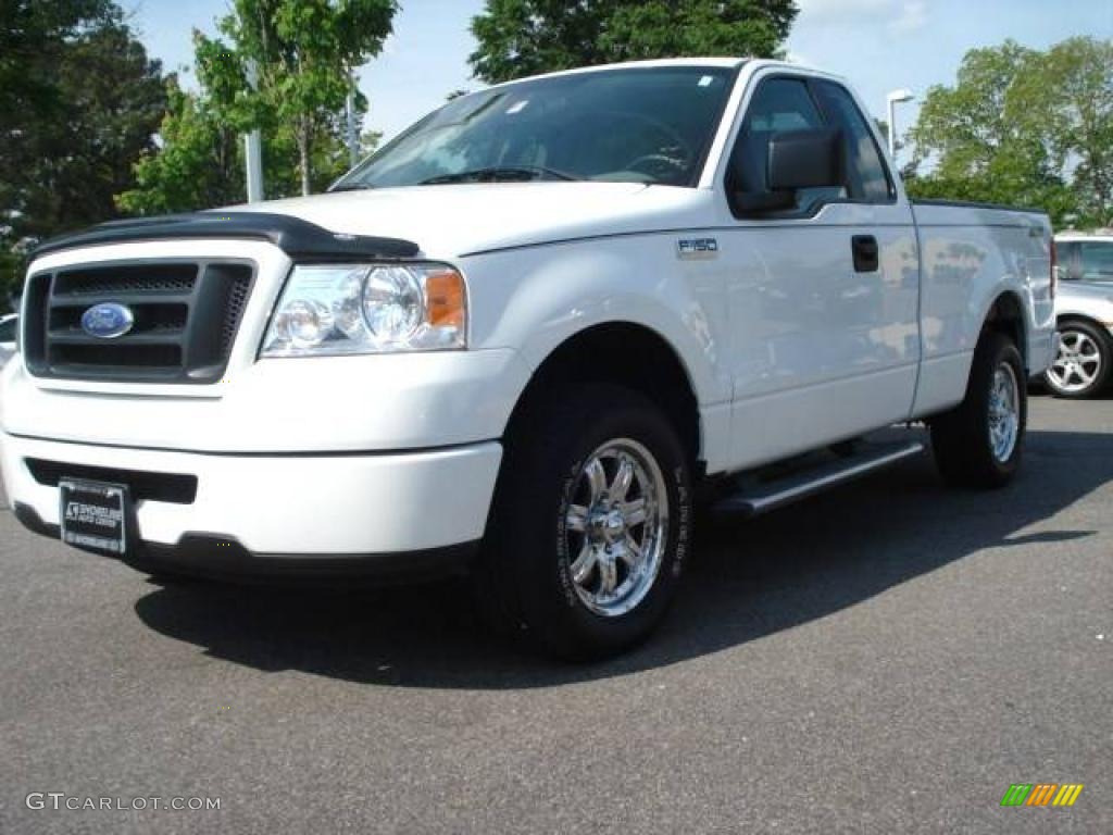 2006 F150 STX Regular Cab - Oxford White / Medium Flint photo #1