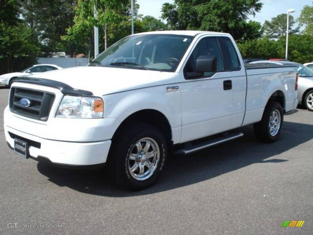 2006 F150 STX Regular Cab - Oxford White / Medium Flint photo #2