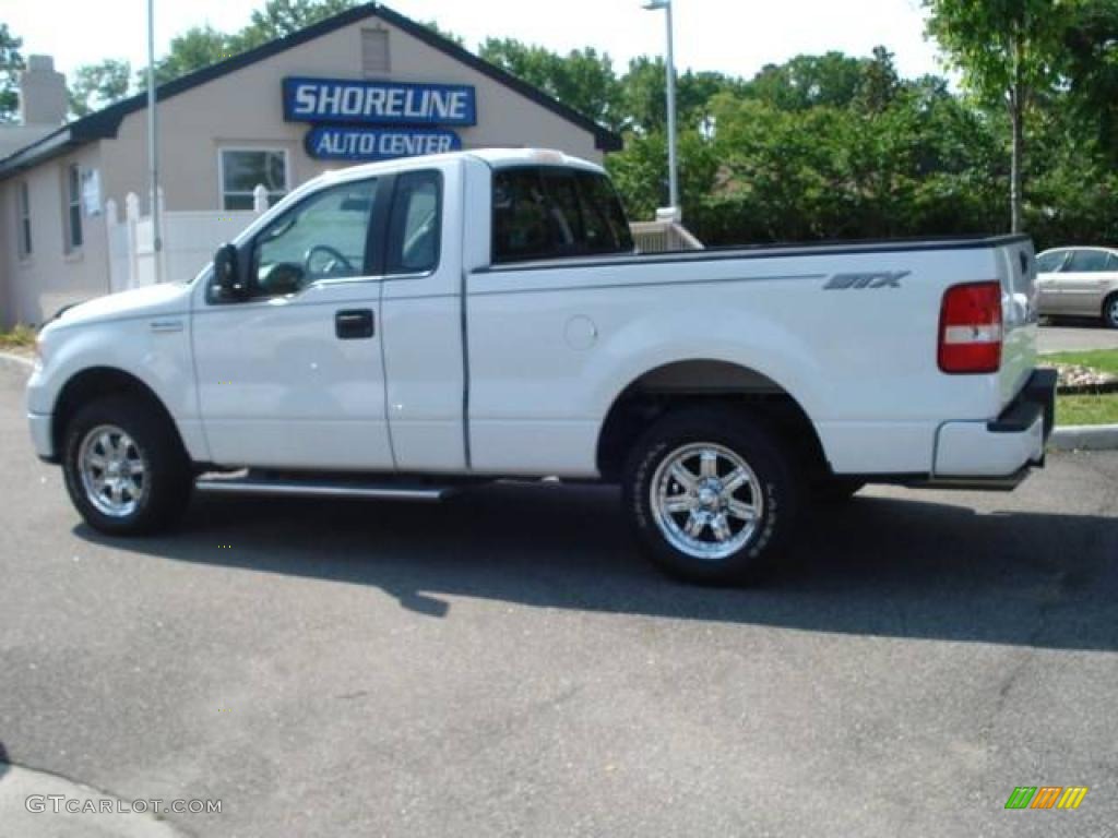 2006 F150 STX Regular Cab - Oxford White / Medium Flint photo #3