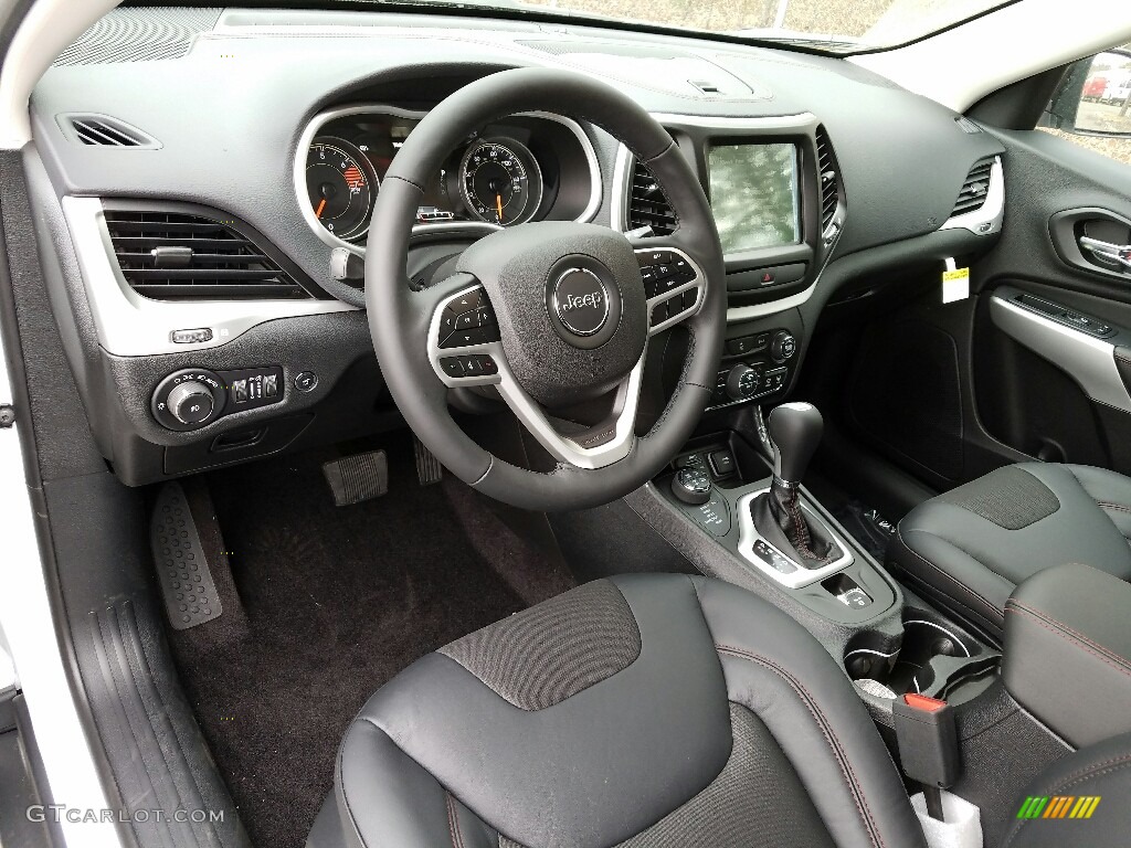 Black Interior 2017 Jeep Cherokee Trailhawk 4x4 Photo #119471249